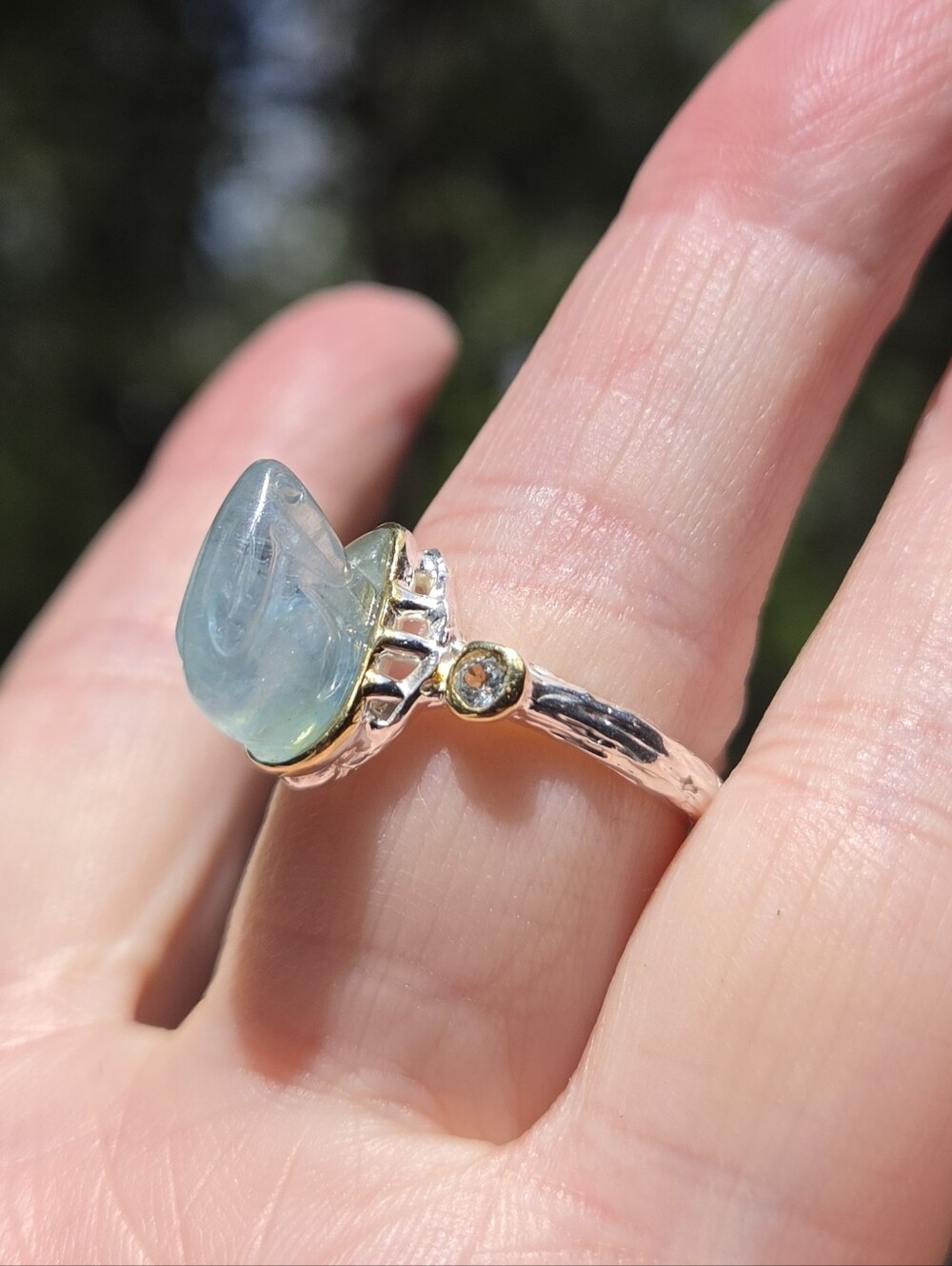 Aquamarine 4k Natural Bunny Carved Topaz Sterling & Gold Ring Sz7.5 - Picture 5 of 11
